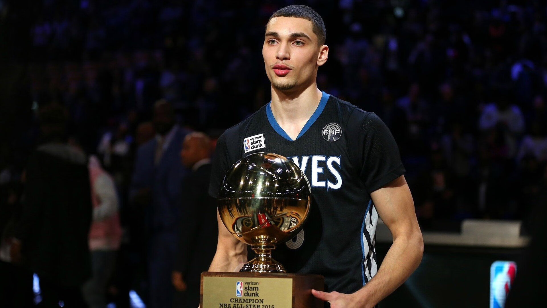 开云esports-“季前赛表现抢眼，尼克斯新星备受期待”，尼克斯队季后赛