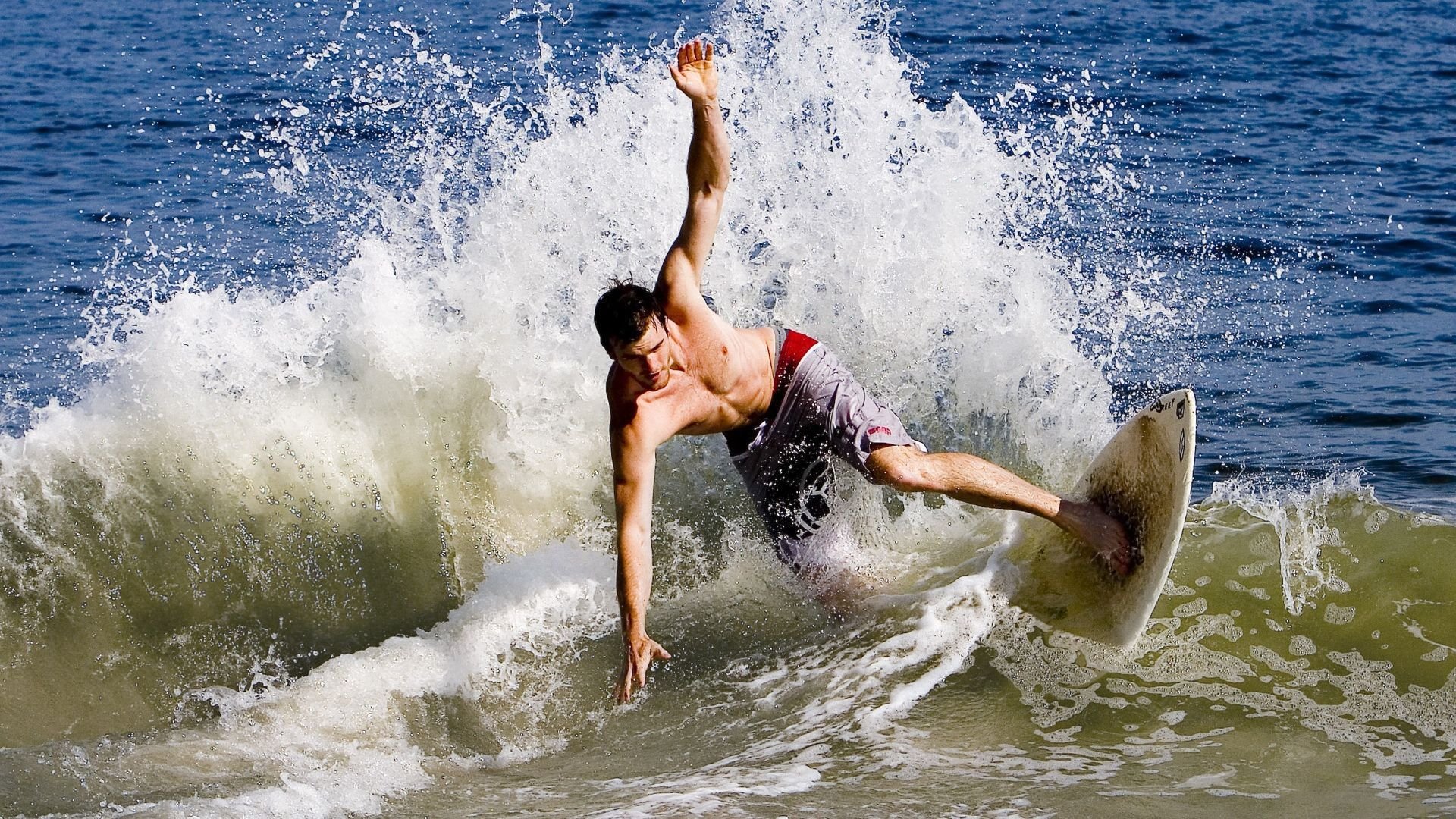 开云APP-南非女足队誓言不放弃，追求胜利，南非足协